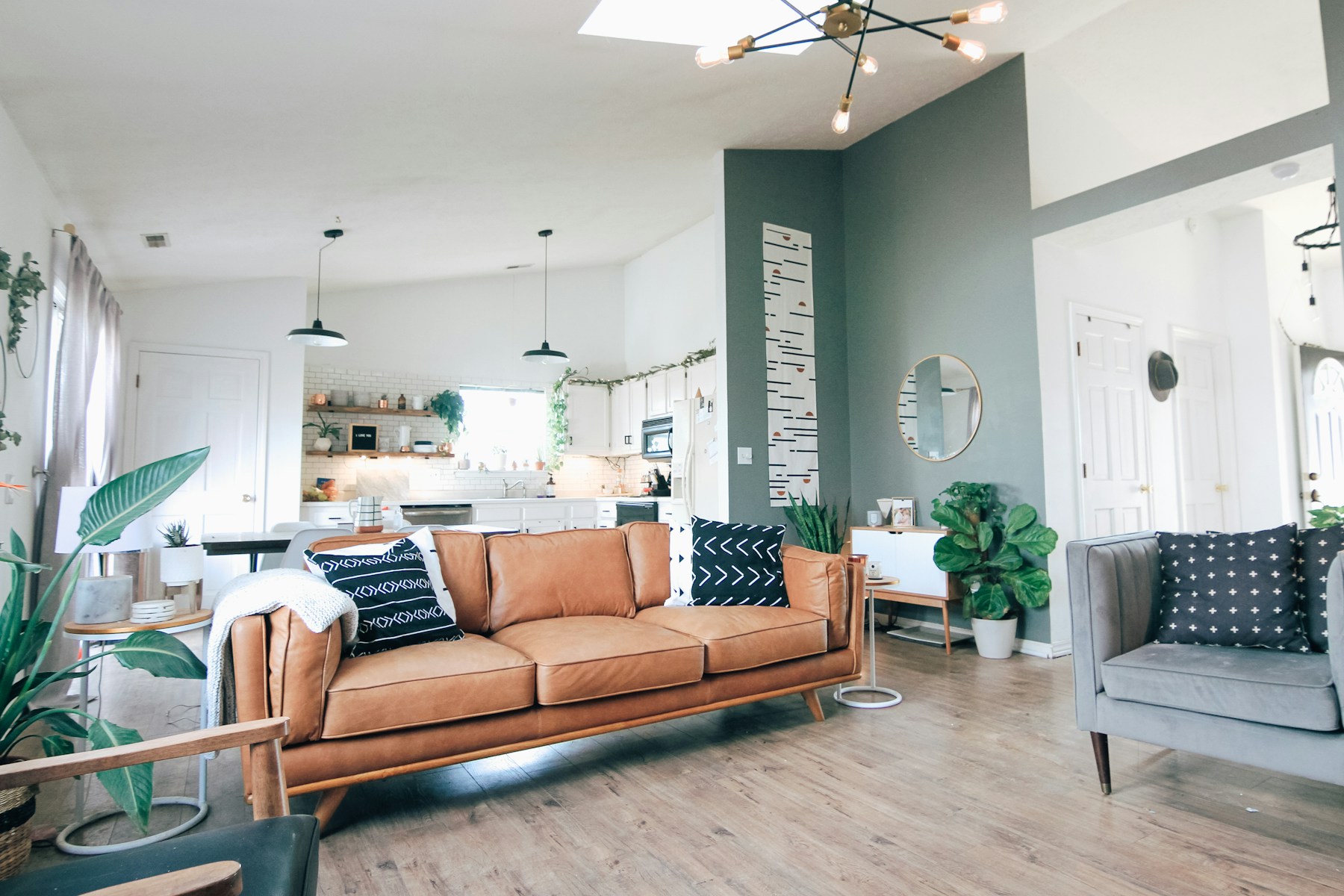 A spotless bright living room